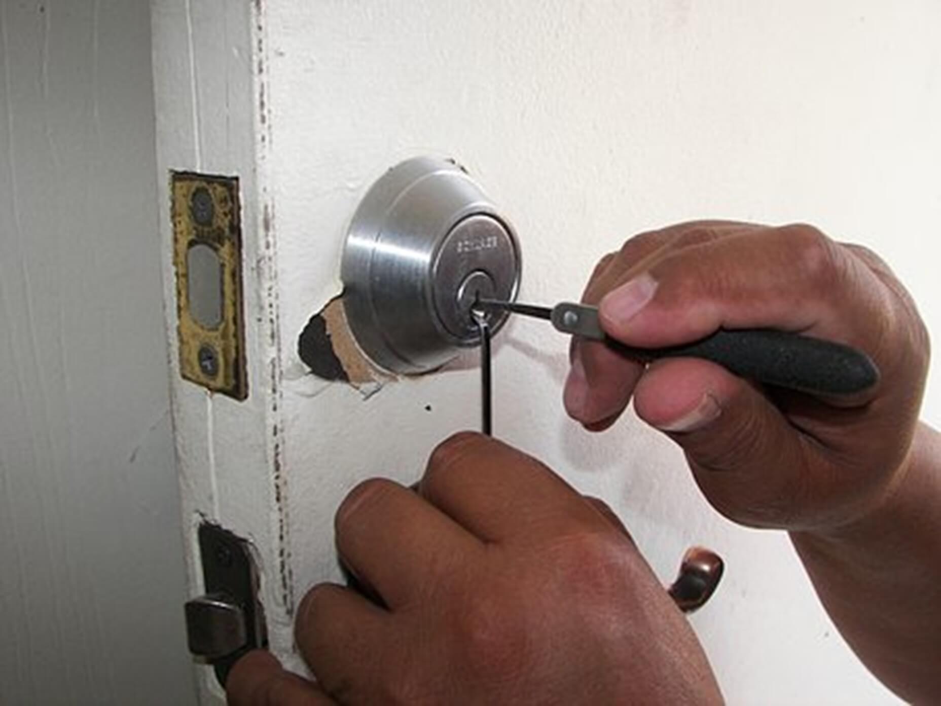 tips for reducing the risk of lock bumping